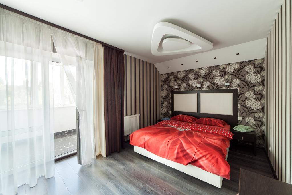Home Comfort Livoberezhna Iec Kiev エクステリア 写真